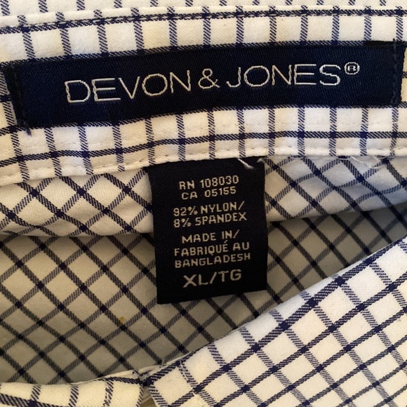 Devon & Jones button down - Picture 2 of 4